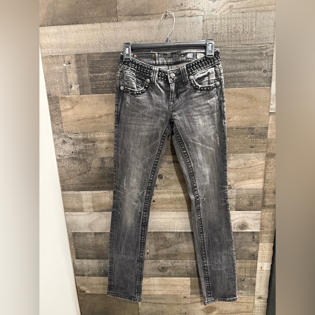 Missme | Studded Embellished Straight Jean